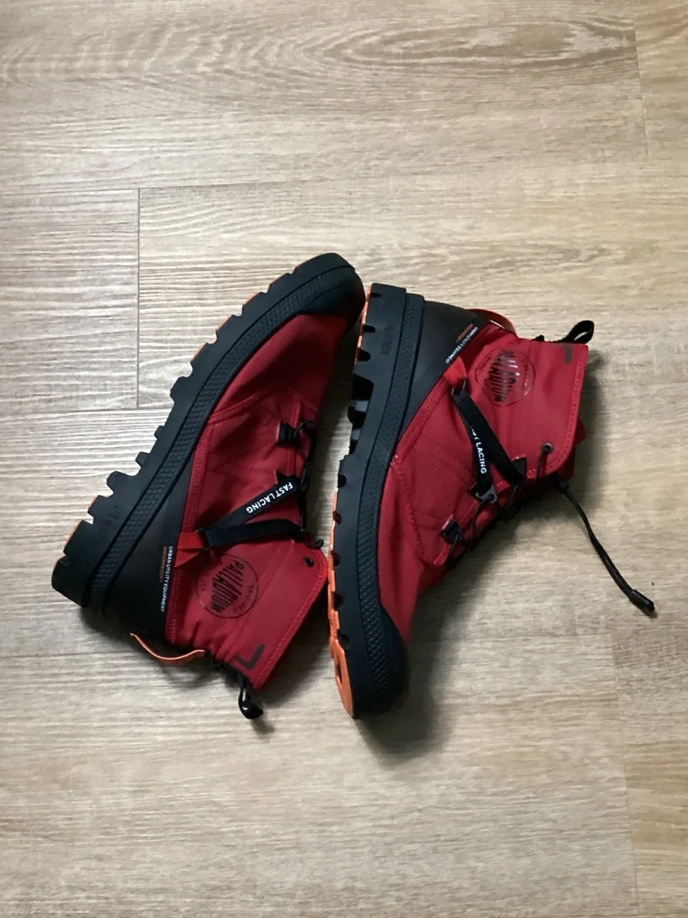 Palladium Travel Lite Red Men's High-Top Canvas Utility Boots Men’s US 9 EUR 42
